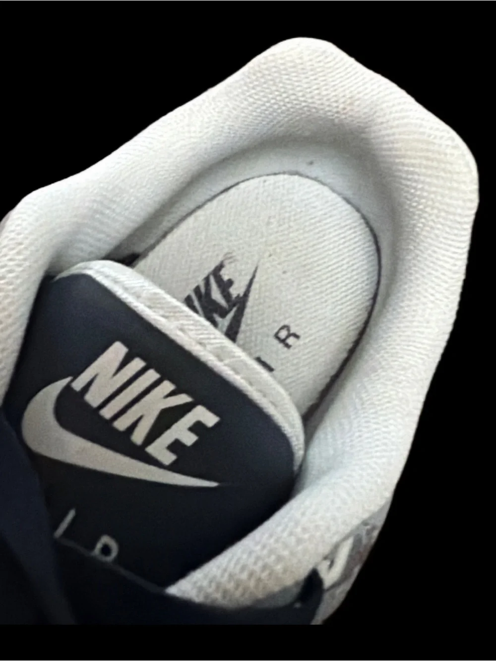 Nike Air Max LTD 3 Men's Navy and Grey Sneakers Men’s size 11 EUC
